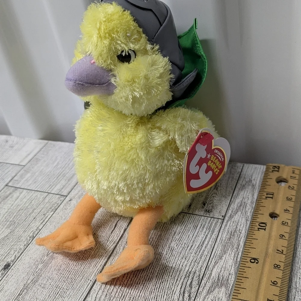 Ty Emma Stuffed Animal Yellow Duck with Green Cape